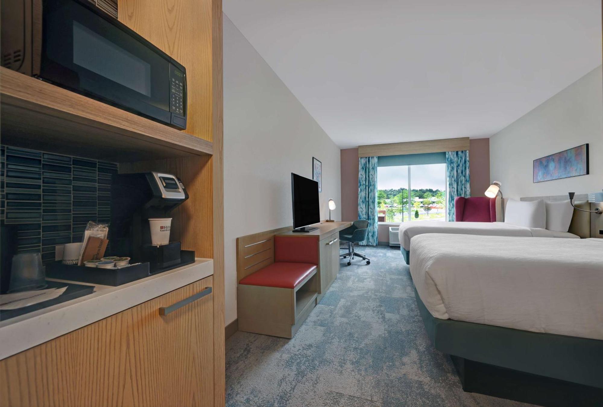 Hilton Garden Inn Manassas Exterior photo