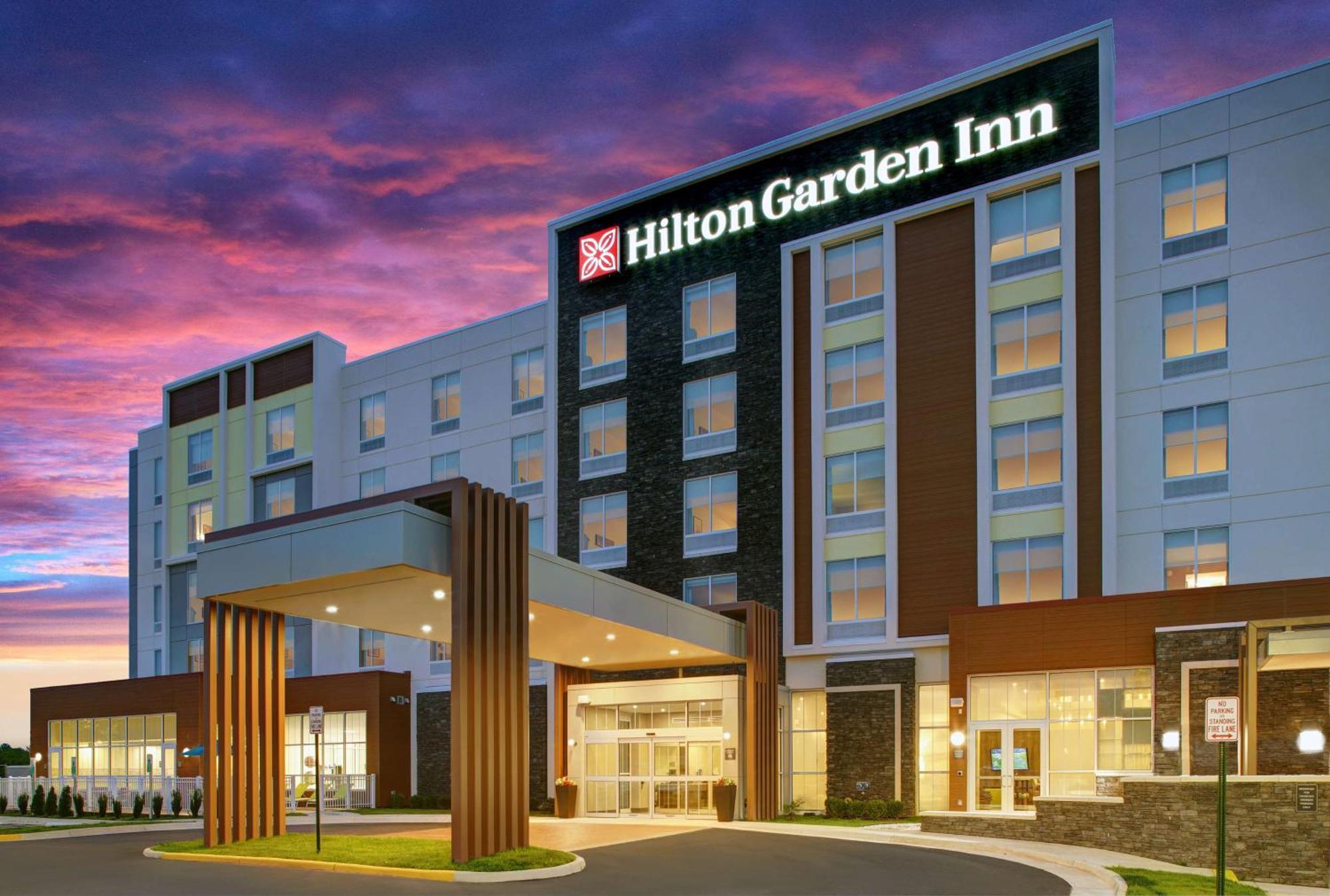 Hilton Garden Inn Manassas Exterior photo