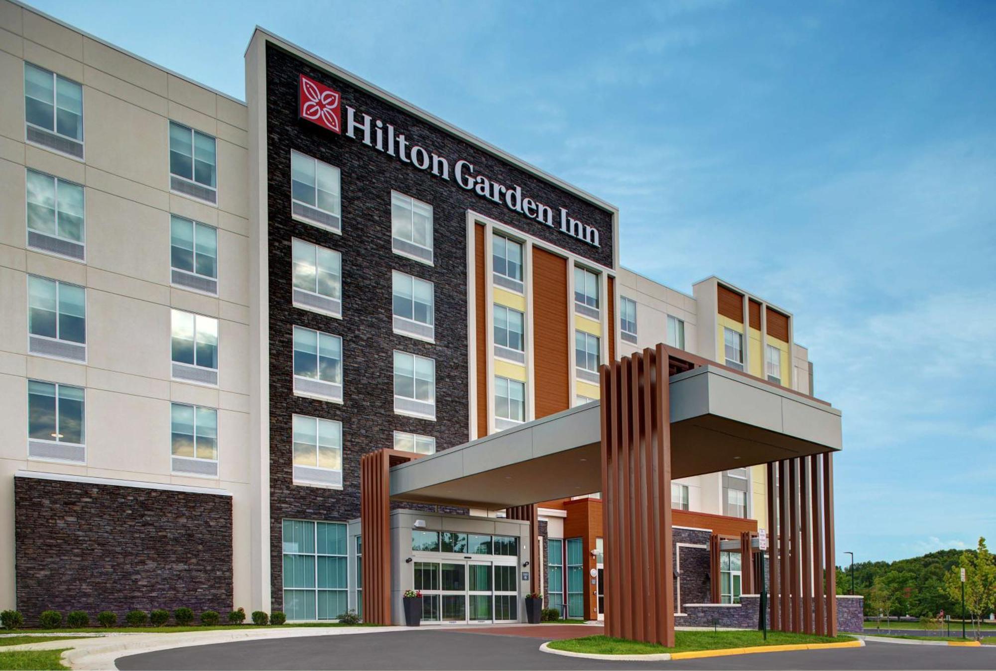Hilton Garden Inn Manassas Exterior photo